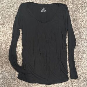 Liz Lange for Target Black Fitted Long Sleeve Tee Maternity